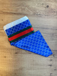 Imagem do Lenço de Cetim Multiuso- Estilo e Modernidade