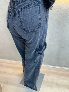 Calça Cargo Jeans Feminina - Preto Estonado e Preto Liso na internet