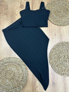 Conjunto Feminino em Poliéster com Elastano - Elegância e Modernidade