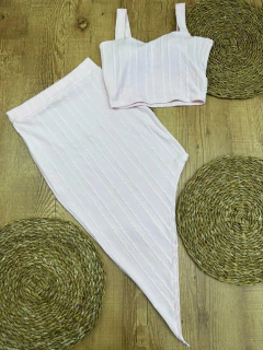 Imagem do Conjunto Feminino em Poliéster com Elastano - Elegância e Modernidade