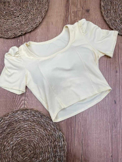 Cropped Canelado em Poliéster com Elastano - Conforto e Estilo