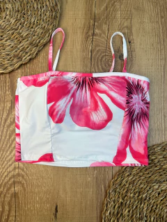 Cropped de Suplex Decote Quadrado com Alça Fina - loja online