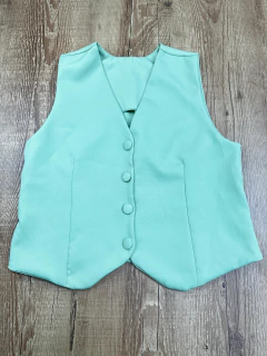 Colete Feminino de Alfaiataria com Botões Forrados