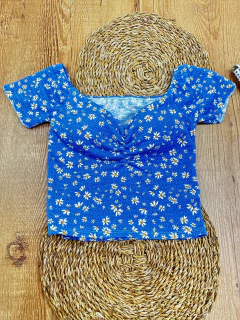 Cropped Feminino em Poliéster com Elastano – Estampa Floral  na internet