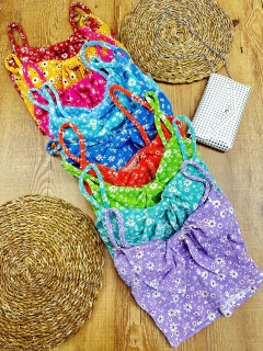 Cropped com Laço Frontal e Bojo na internet