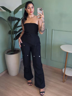 Conjunto Feminino em Poliéster com Elastano - Calça cargo e Blusa Tomara que Caia - comprar online