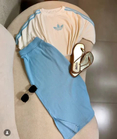 Conjunto Feminino Adidas – Saia Midi e Cropped em Algodão - comprar online