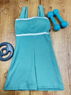 Macaquinho Canelado com Alças Largas e Detalhes Contrastantes ✨ - loja online