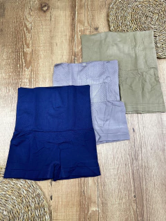 Short de Compressão em Poliéster com Elastano na internet