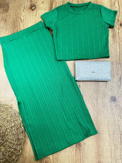 Conjunto Canelado Midi – Estilo e Conforto em uma só peça ✨ na internet