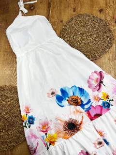 Vestido Longo em Poliéster com Elastano - Elegância e Levaza em cada Detalhe