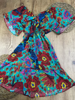 Vestido Curto em Viscose com Bojo e Estampa Exclusiva - comprar online