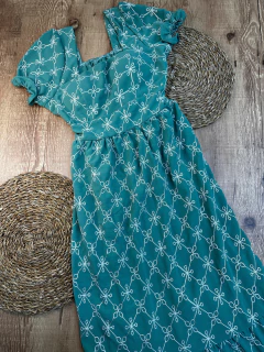 VESTIDO LONGO EM POLIÉSTER BORDADO -DELICADEZA E ELEGÂNCIA EM UMA PEÇA - comprar online