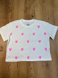 CROPPED DE ALGODÃO ESTAMPA DE CORAÇÃO - DELICADEZA E CONFORTO - Baratão Confecções