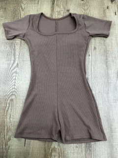 Macaquinho Canelado com Elastano ✨ - comprar online