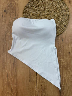 Blusa Canelada Tomara que Caia com Bojo - Assimétrica - comprar online