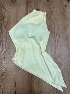 Blusa Feminina Canelada com Um Ombro Só - Assimétrica na internet