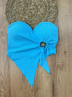 Cropped Canelado com Detalhe Dourado – Elegância e Estilo em Cada Detalhe! ✨