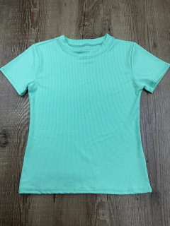 Blusa Canelada com Elastano - Conforto e Estilo em Todas as Ocasiões - comprar online