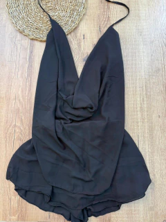 Conjunto Feminino Elegância Natural – Blusa Drapeada e Short Saia em Linho com Viscose ✨ na internet