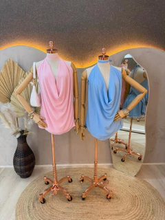 Conjunto Feminino Elegância Natural – Blusa Drapeada e Short Saia em Linho com Viscose ✨ - comprar online