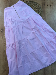 Saia Midi em Poliéster com Elastano – Elegância e Conforto em Cada Detalhe na internet