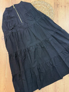 Saia Midi em Poliéster com Elastano – Elegância e Conforto em Cada Detalhe