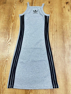 Vestido Curto Canelado de Alça Fina Esportivo ✨ - loja online