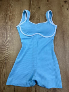 Macaquinho Canelado em Poliéster com Elastano Alça larga - Baratão Confecções