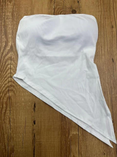 Imagem do Blusa Canelada Tomara que Caia com Bojo - Assimétrica