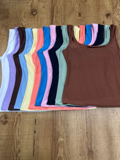 Blusa em Suplex – Básica, Confortável e Cheia de Estilo