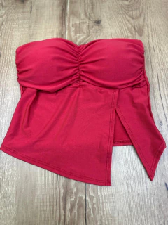 Cropped Tomara que Caia em Suplex com Bojo e Recorte Frontal – Moderno, Confortável e Cheio de Estilo - comprar online