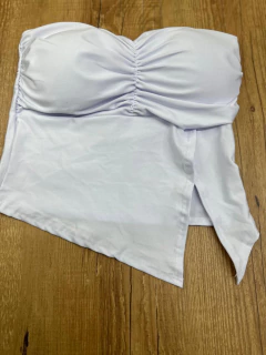 Cropped Tomara que Caia em Suplex com Bojo e Recorte Frontal – Moderno, Confortável e Cheio de Estilo - loja online