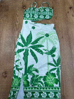 Vestido Midi Suplex com Recorte Lateral e Mini Fenda - Baratão Confecções