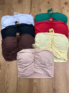 Cropped Tomara que Caia em Suplex com Franzido e Detalhe Dourado – Estilo e Sofisticação em Cada Detalhe