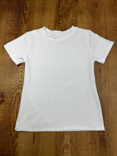 Blusa Canelada com Elastano - Conforto e Estilo em Todas as Ocasiões - loja online