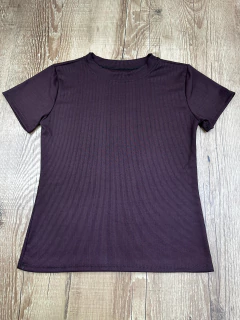 Imagem do Blusa Canelada com Elastano - Conforto e Estilo em Todas as Ocasiões