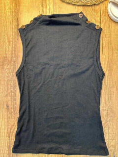 Imagem do Blusa Canelada em Poliéster com Elastano com Detalhe de Botões