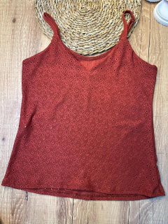 Blusa de Lesê com Alças Reguláveis ✨ na internet