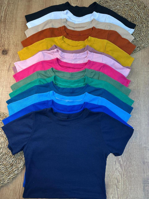 Cropped Canelado em Poliéster com Elastano – Básico, Confortável e Perfeito para o Dia a Dia