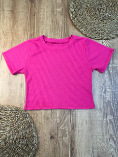 Cropped Canelado em Poliéster com Elastano – Básico, Confortável e Perfeito para o Dia a Dia na internet