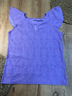 Blusa de Lese Feminina – Manga Babado e Detalhe Vazado - Baratão Confecções