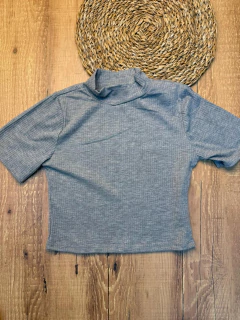 Cropped Canelado com Gola Alta – Conforto, Estilo e Caimento Perfeito - loja online