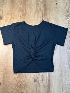 Cropped Canelado com Nó Frontal – Poliéster com Elastano na internet