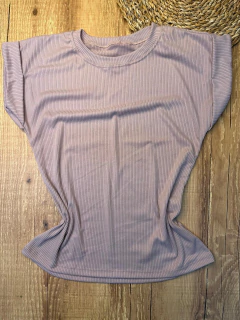 Imagem do Blusa Canelada em Algodão com Elastano – Conforto, Versatilidade e Caimento Impecável