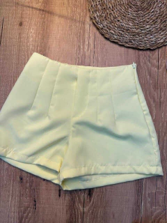 Imagem do Short de Alfaiataria Feminino Sem Botão