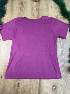 Blusa Feminina em Suede Manga Curta na internet