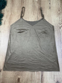 Imagem do Blusa de Suede com Alça Fina Regulável e Decote V – Conforto, Maciez e Caimento Perfeito