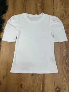 Blusa Canelada de Poliéster com Elastano – Manga Franzida e Decote Redondo - comprar online