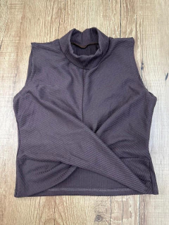 Imagem do Cropped Canelado em Poliéster com Elastano – Moderno, Elegante e Super Confortável